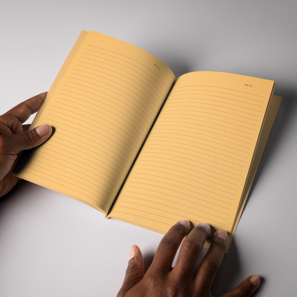 Softcover Notizbuch A5 aufgeschlagen mit linierten Seiten – Pelican Prints